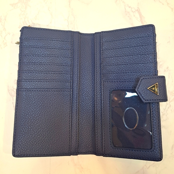 NWOT Guess Handbag and Wallet